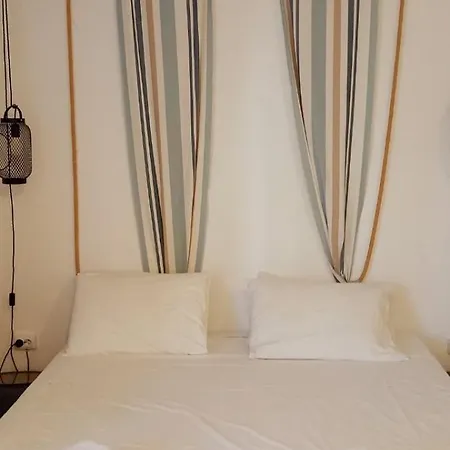 Seafront Blue شقة *